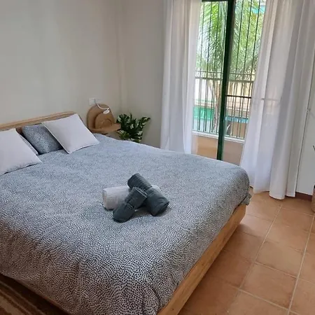Apartment Looking At The Sea *